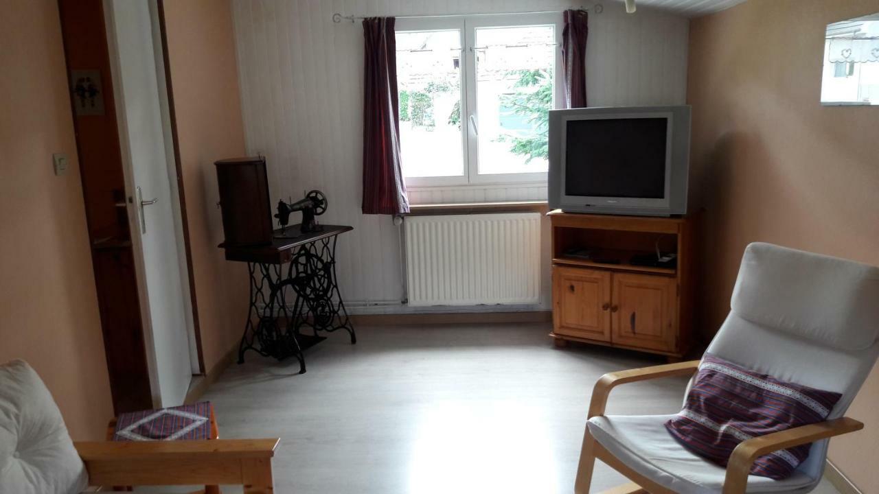 Meuble De Tourisme Apartment Oderen Exterior photo